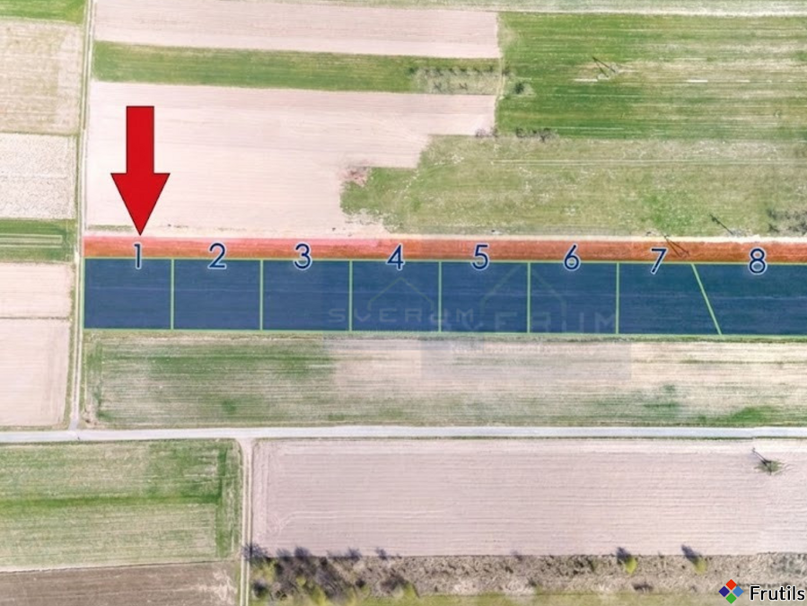 Działka budowlana w świetnej okolicy – zdjęcie 1 z 5