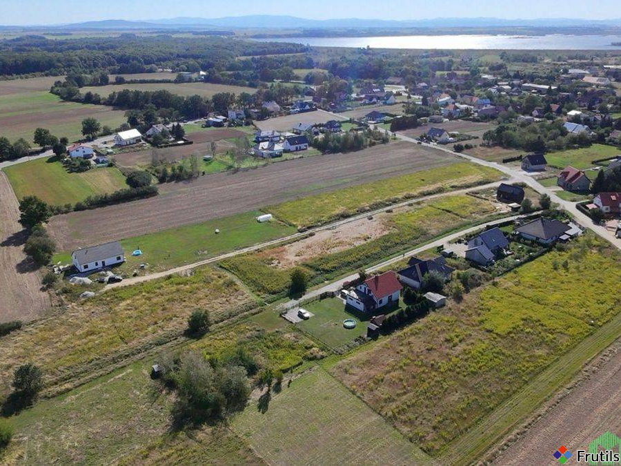 Działka budowlana 907 m2 Mietków, Spokojna okolica – zdjęcie 3 z 6