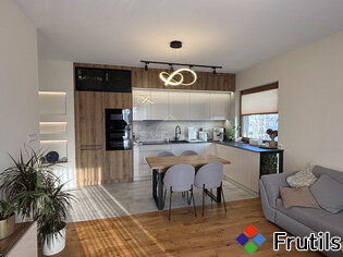 [Oferta 3 pokoje z tarasem na Parkitce.]