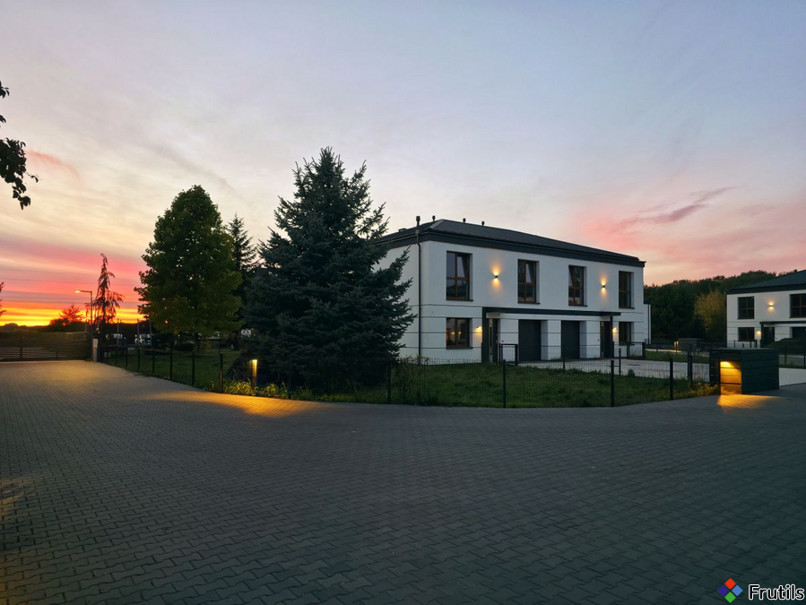 Dom blisko Miasteczka Wilanów | GARAŻ | OG. PODŁ. – zdjęcie 9 z 20