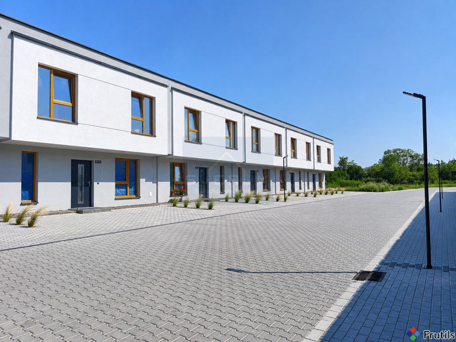 Nowy dom w zabudowie szeregowej, Parkitka – zdjęcie 2 z 13