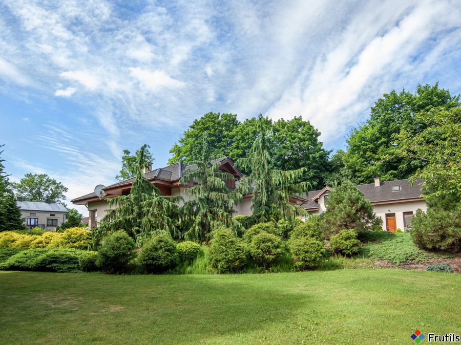 Komfortowy dom 233 m² z ogrodem przy rzece. – zdjęcie 19 z 20