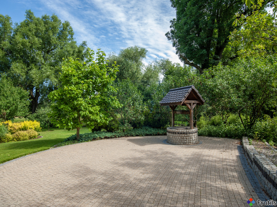 Komfortowy dom 233 m² z ogrodem przy rzece. – zdjęcie 18 z 20