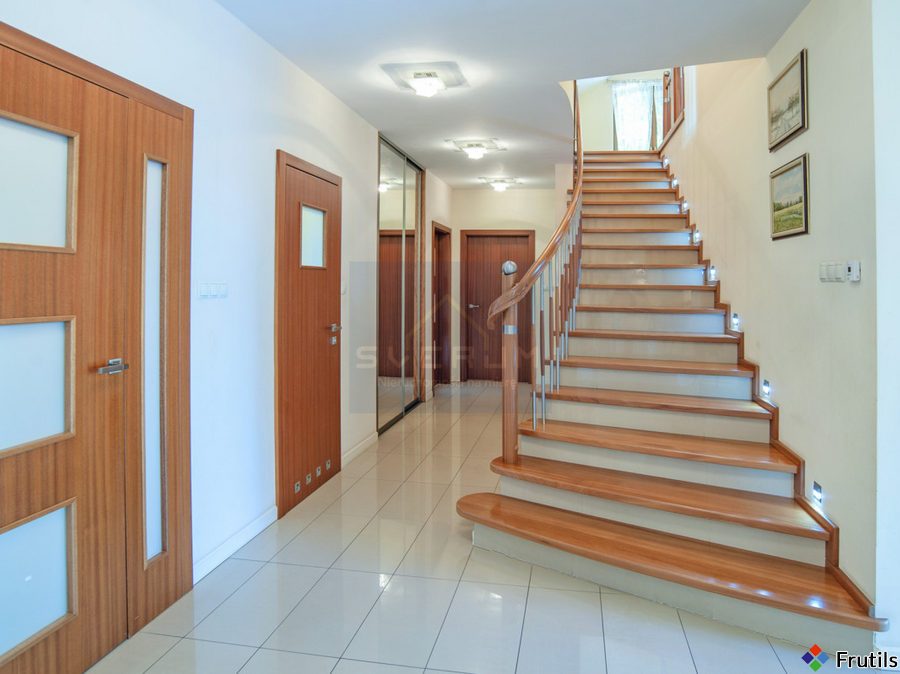 Komfortowy dom 233 m² z ogrodem przy rzece. – zdjęcie 12 z 20
