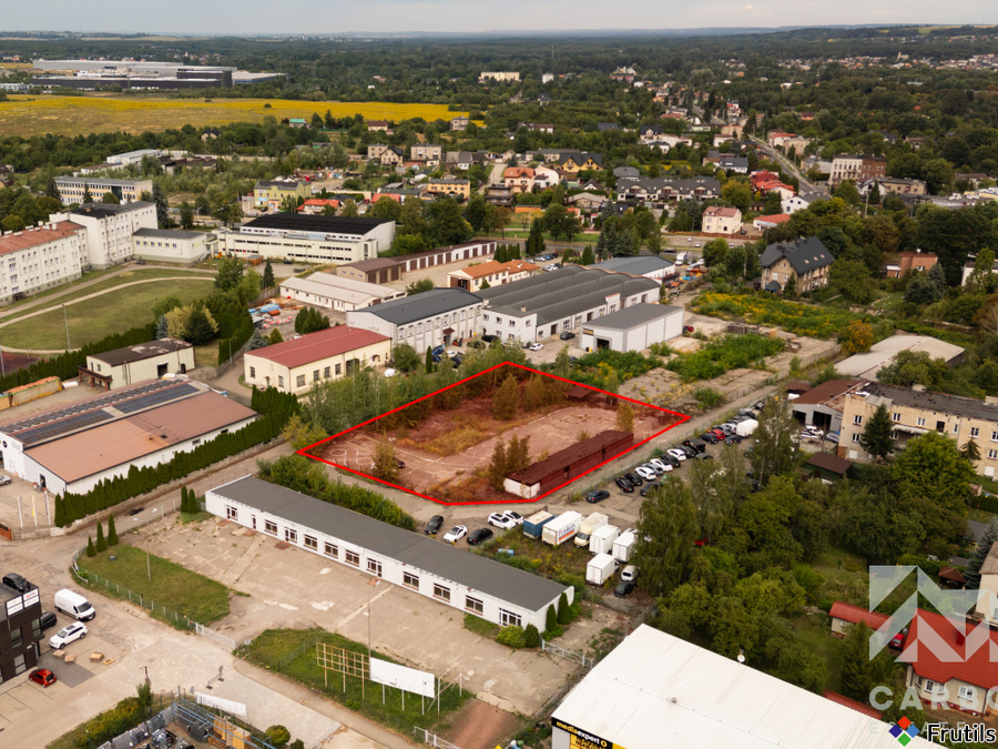 Wybrukowana działka  usługowa pod biznes – zdjęcie 1 z 12