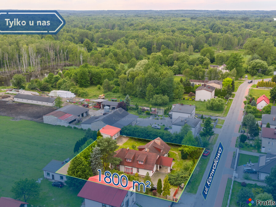 Ciekawy dom dla rodziny z ładną działką Sobuczyna – zdjęcie 19 z 20