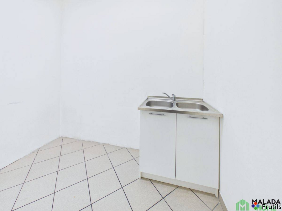 Świetny lokal usługowy przy pkp w Brzegu – zdjęcie 4 z 17