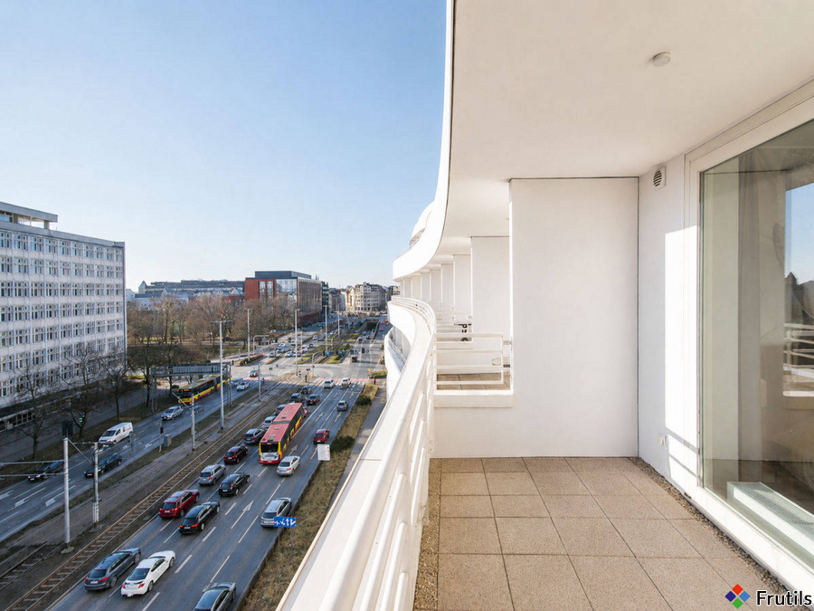Ovo | 1 Pokój | Balkon | Centrum Miasta – zdjęcie 4 z 5
