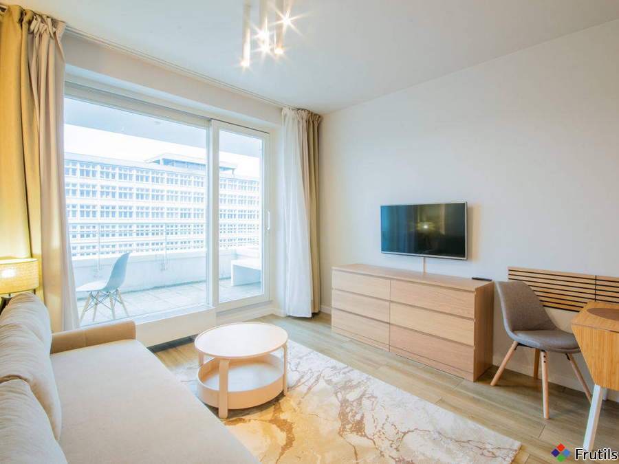 Ovo | 1 Pokój | Balkon | Centrum Miasta – zdjęcie 2 z 4