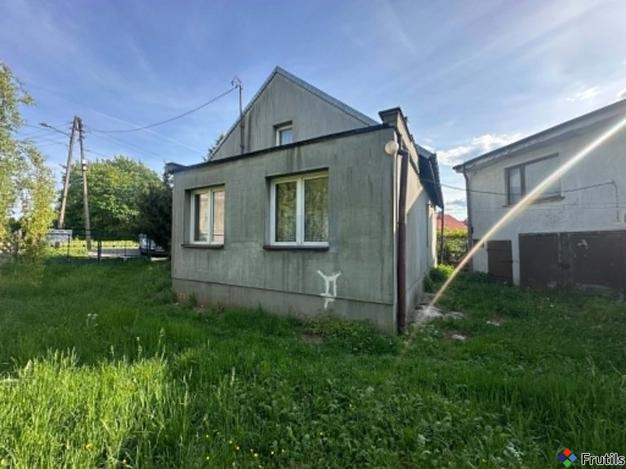 Wolnostojący dom w Rudnikach gm.Rędziny – zdjęcie 7 z 14