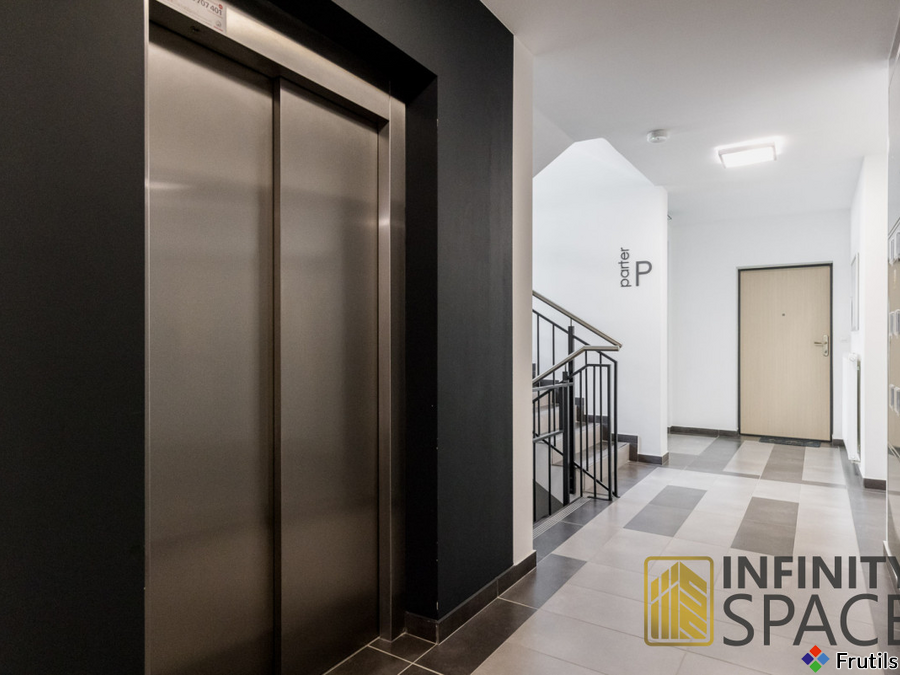 Studio z ogródkiem | Parking | Bemowo / Chrzanów – zdjęcie 14 z 19