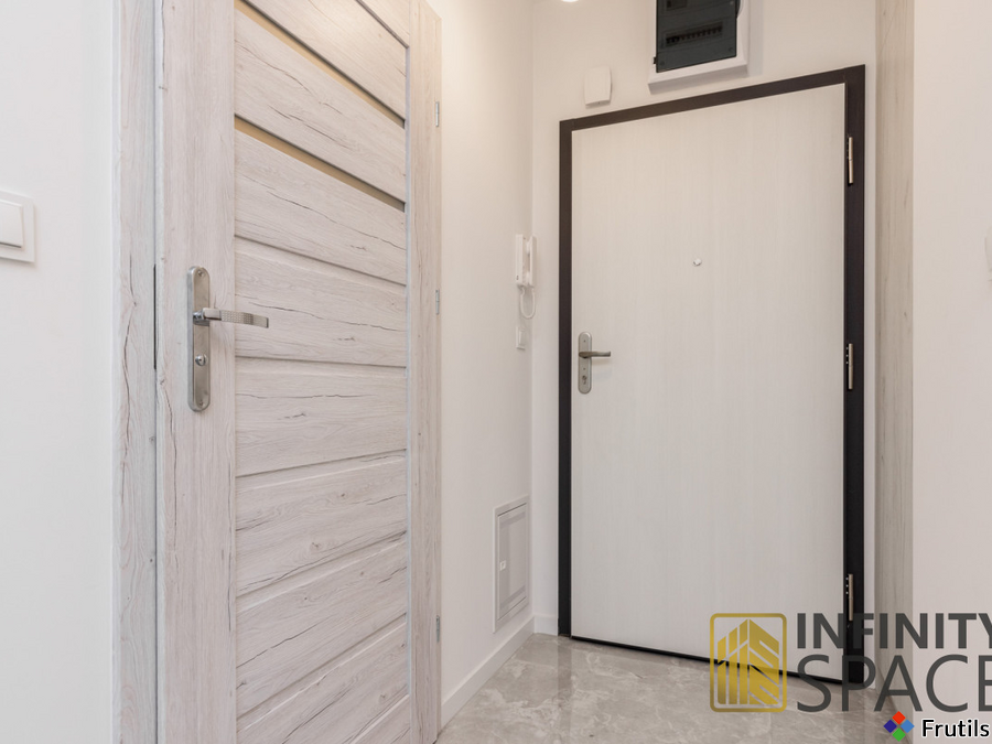 Studio z ogródkiem | Parking | Bemowo / Chrzanów – zdjęcie 13 z 19