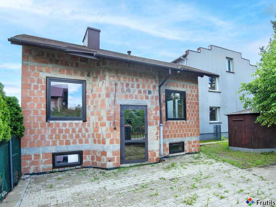 DOM 160 m² + BUDYNEK 85 m² + DRUGI DOM | KŁOBUCK – zdjęcie 8 z 20