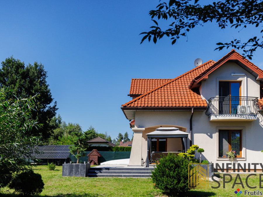 Komfortowy dom wolnostojący w cichej okolicy – zdjęcie 4 z 20