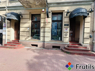 Lokal w centrum miasta na wynejm – miniatura 2