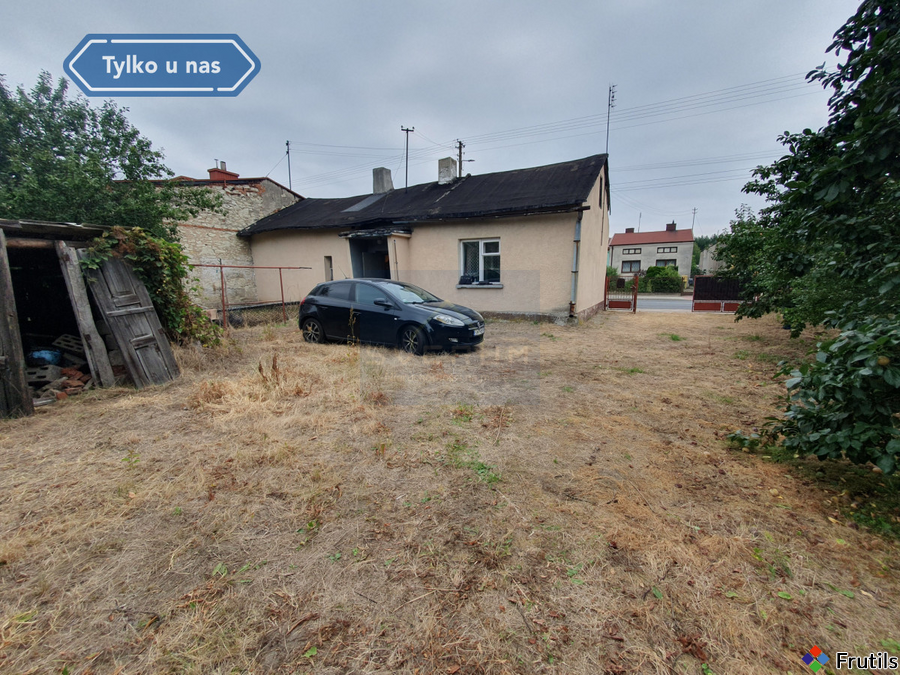 Dom z dużą działką w Kamieńsk – zdjęcie 2 z 6