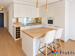 [Oferta Apartament z ogródkiem na sprzedaż-Lubliniec]
