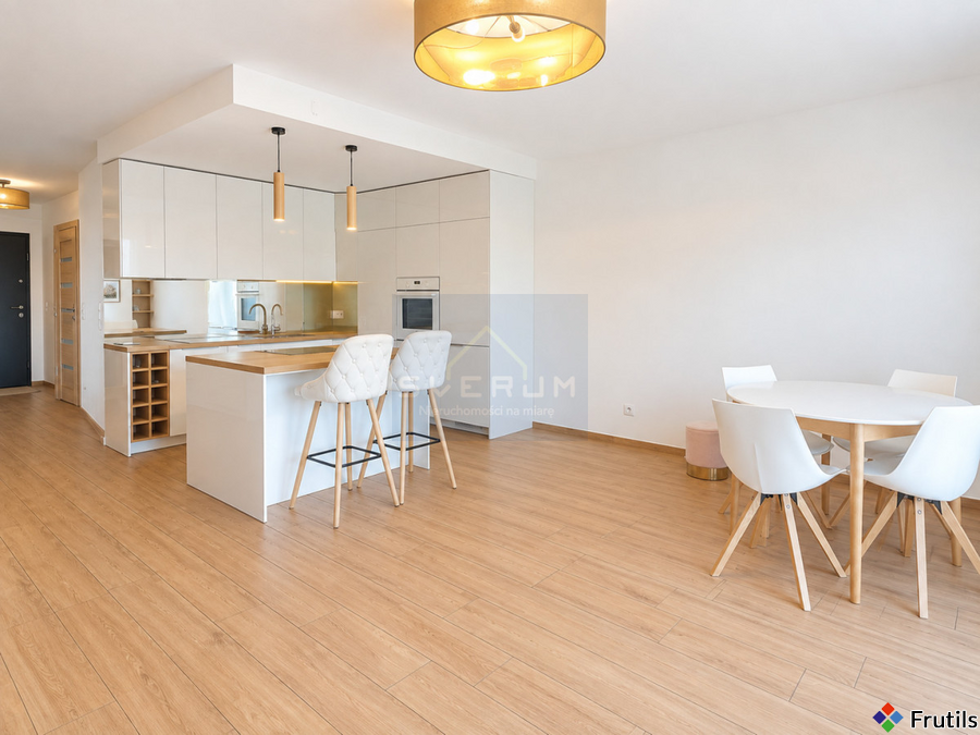 Apartament z ogródkiem na sprzedaż-Lubliniec – zdjęcie 8 z 11