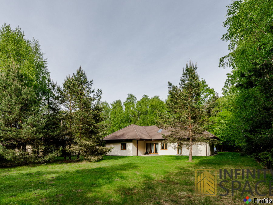 Dom wolnostojący | 4 pokoje | Ogród| Lesznowola – zdjęcie 1 z 20