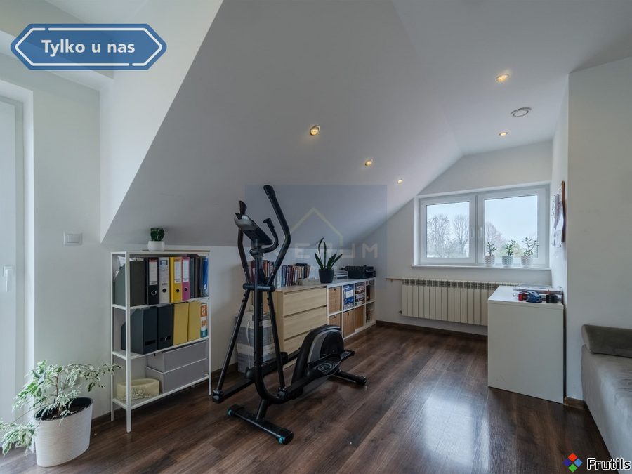 Piękny dom w Krasicach gm. Mstów – zdjęcie 19 z 20