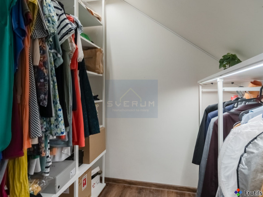 Piękny dom w Krasicach gm. Mstów – zdjęcie 5 z 20