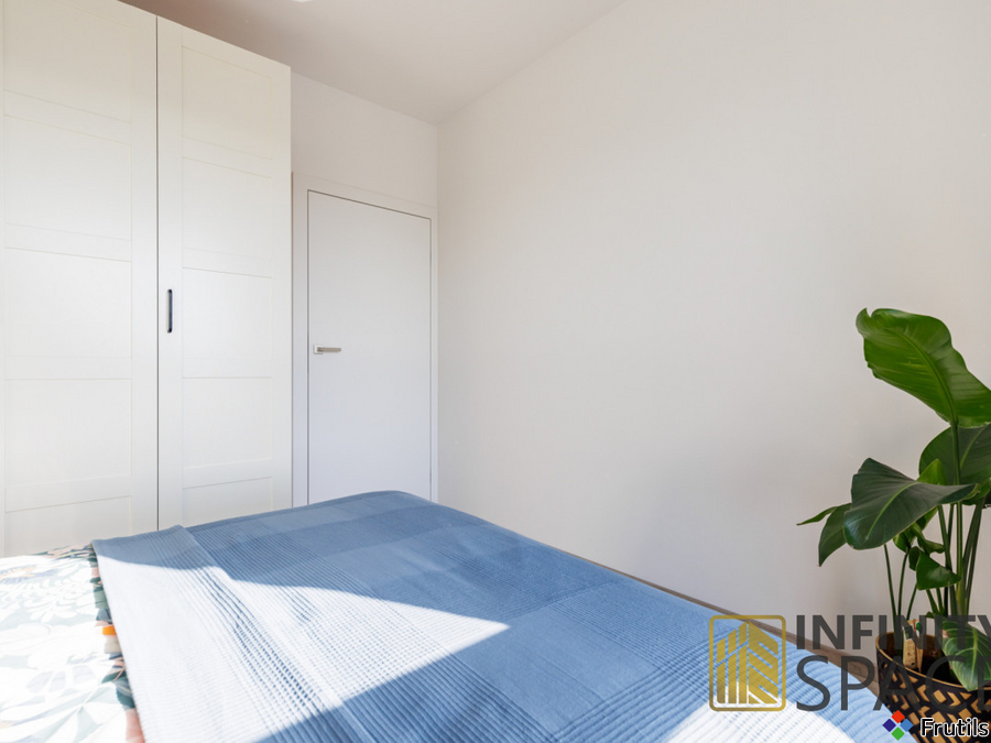 Panorama Warszawy |15 piętro |AC |Parking |Komórka – zdjęcie 10 z 18