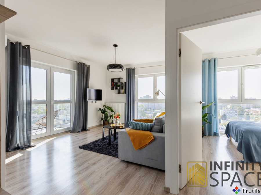 Panorama Warszawy |15 piętro |AC |Parking |Komórka – zdjęcie 3 z 18